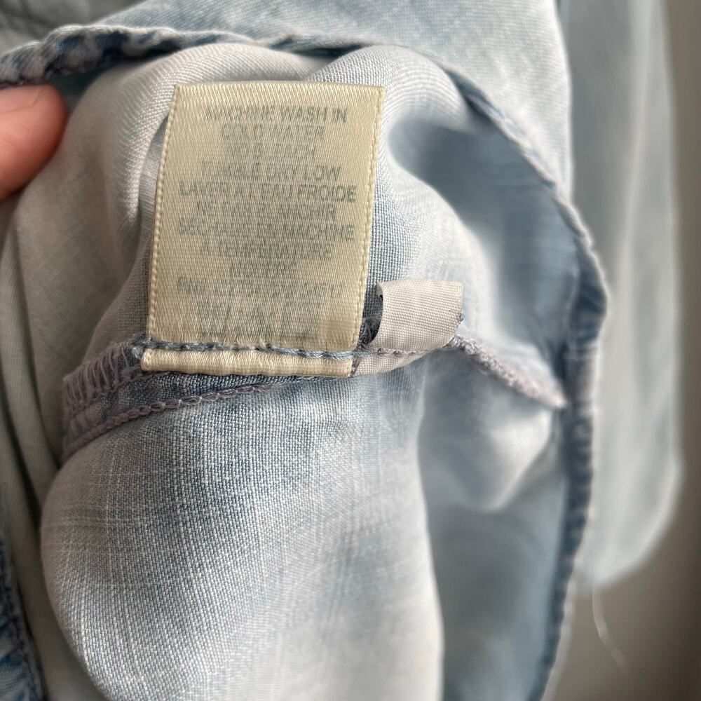 Cloth & Stone Light Chambray Half-Button-Up Roll Tab High-Low Collar Shirt sz L - Picture 6 of 9